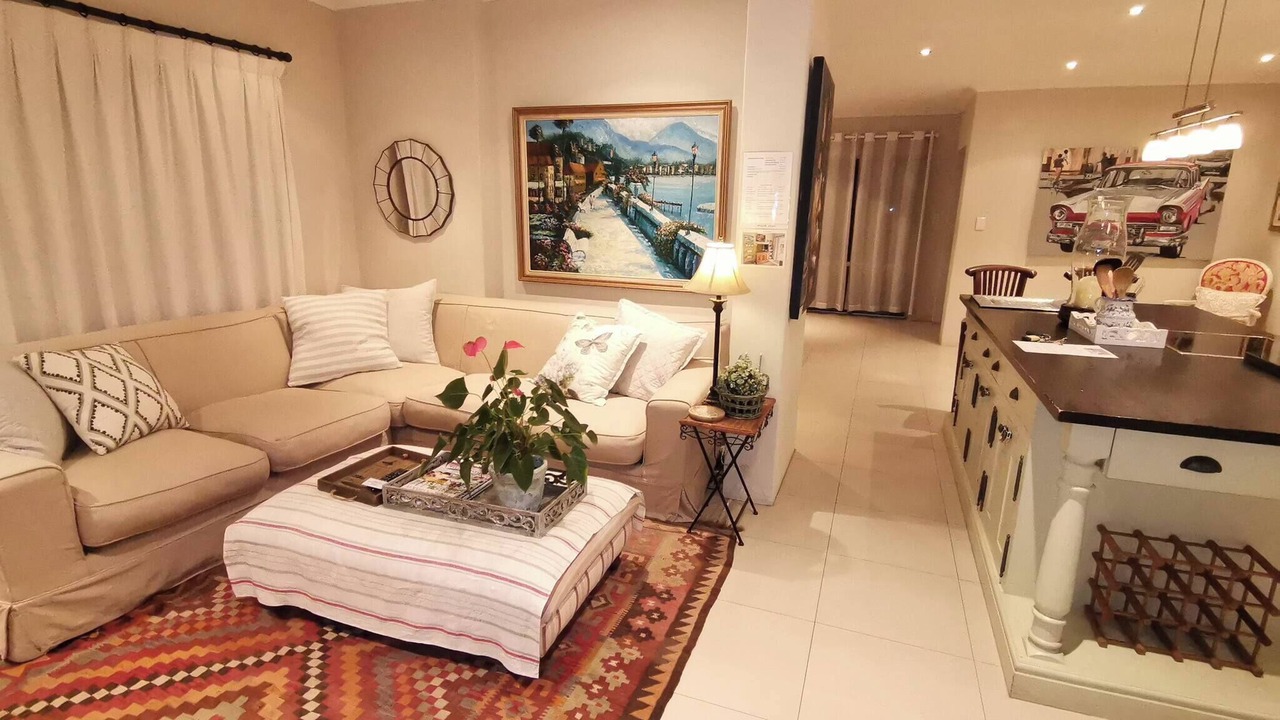 Photo of Livingroom in Lakeside