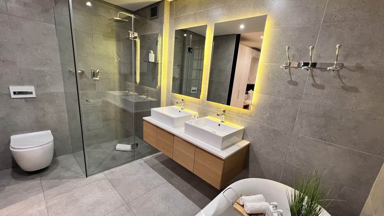 Photo of Bathroom in Three Anchor Bay
