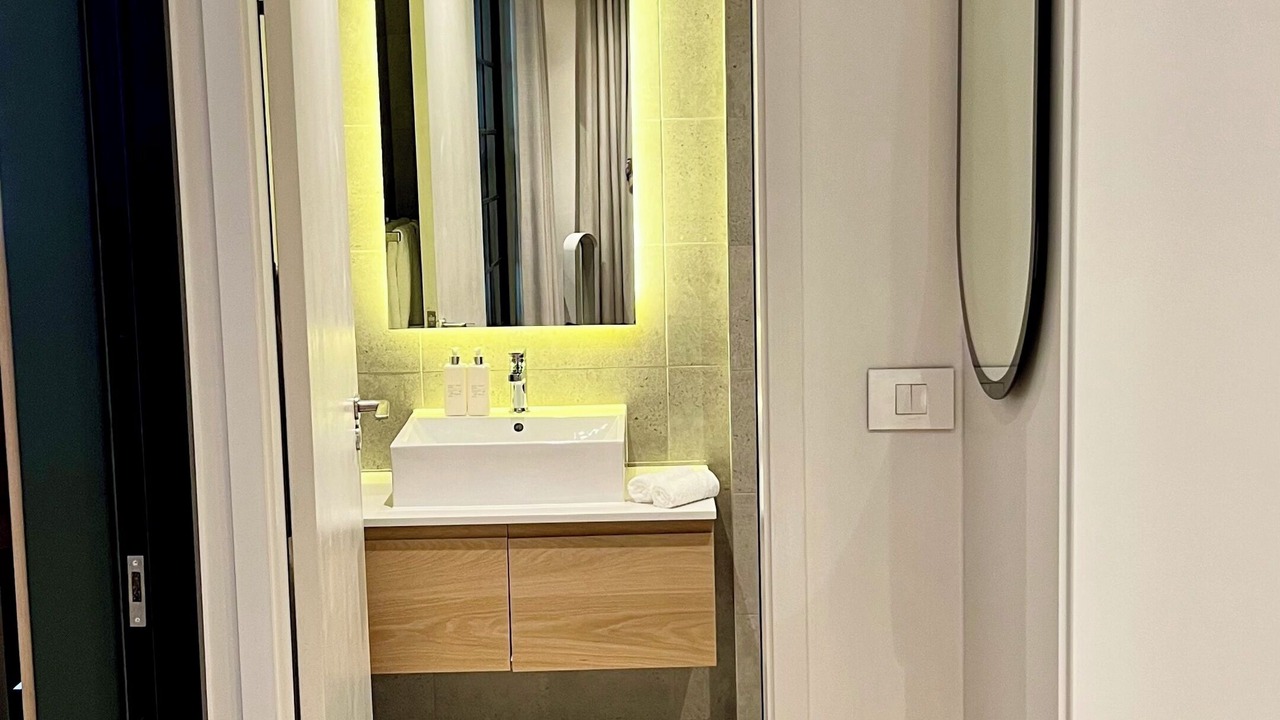 Photo of Bathroom in Three Anchor Bay