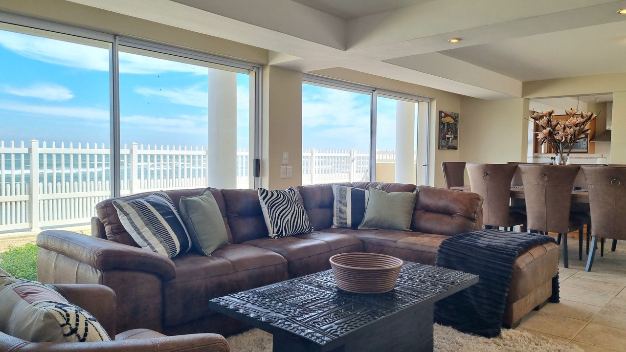 Photo of Livingroom in Gordons Bay Central