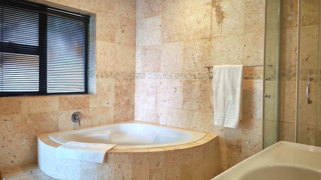 Photo of Bathroom in Mountainside