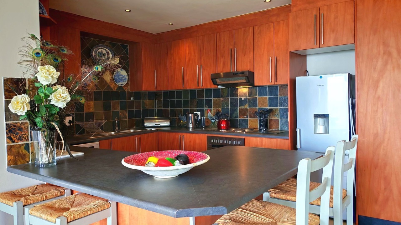 Photo of Kitchen in Mountainside