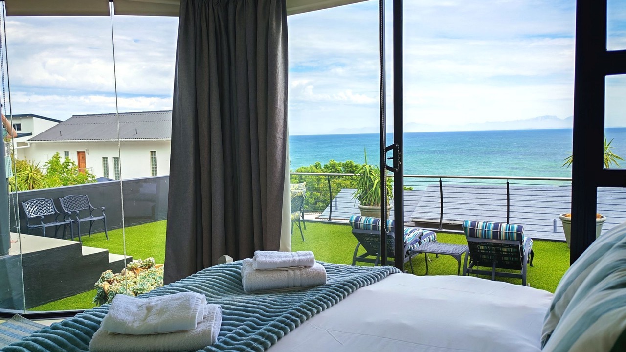Photo of Bedroom in Mountainside