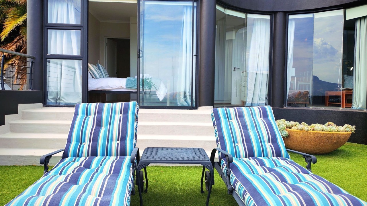 Photo of Patio Balcony in Mountainside