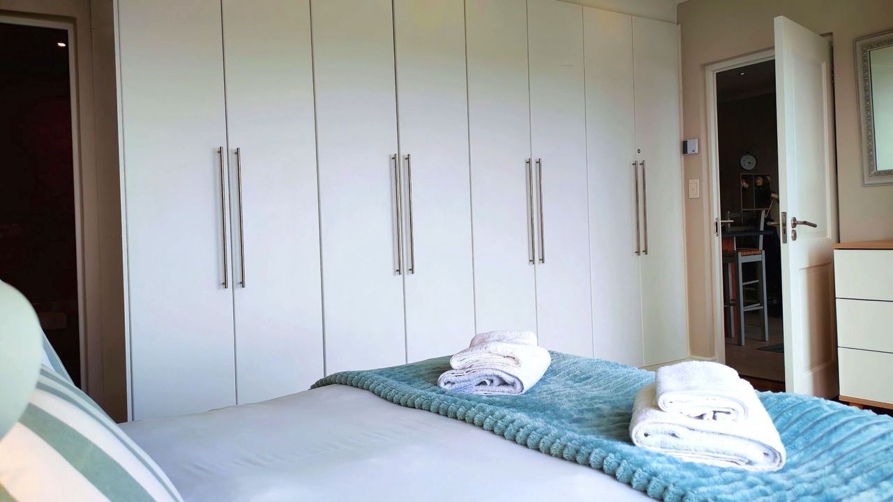 Photo of Bedroom in Mountainside