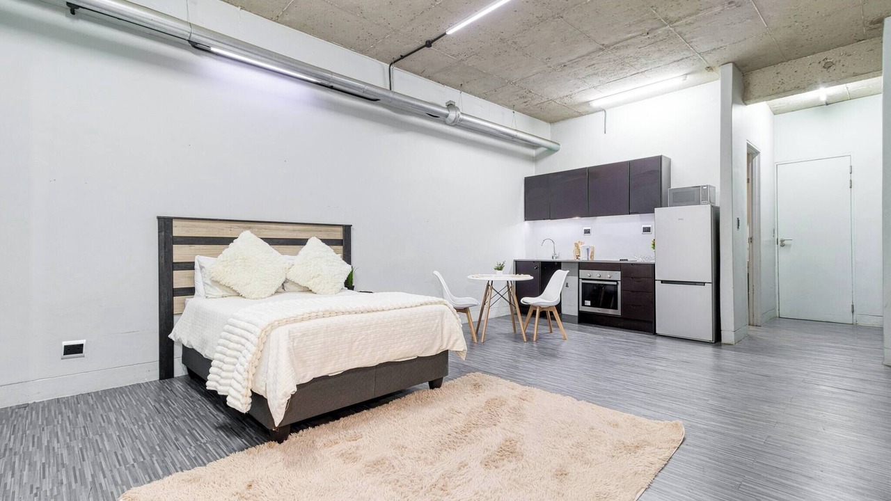 Photo of Bedroom in Downtown Johannesburg