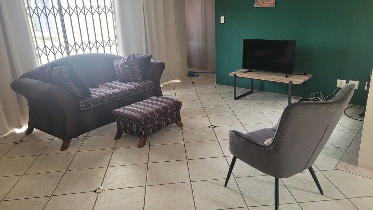 Photo of Livingroom in Faerie Glen