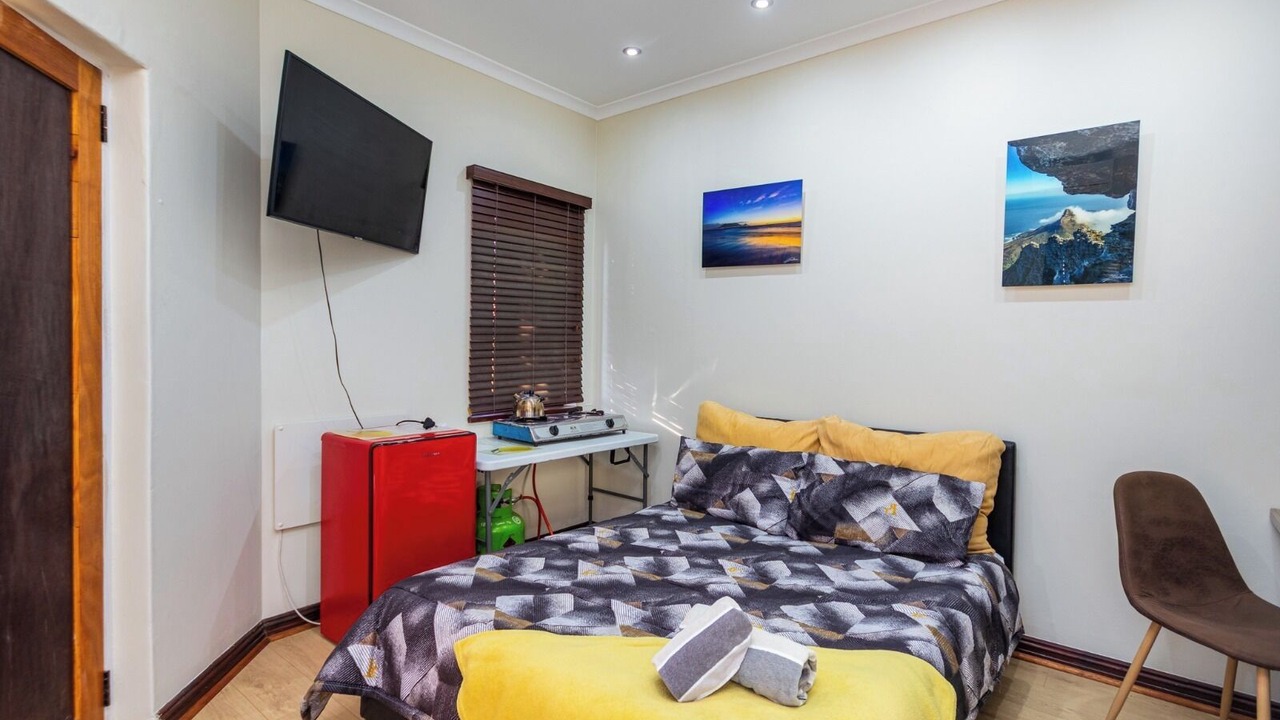 Photo of Bedroom in West Beach