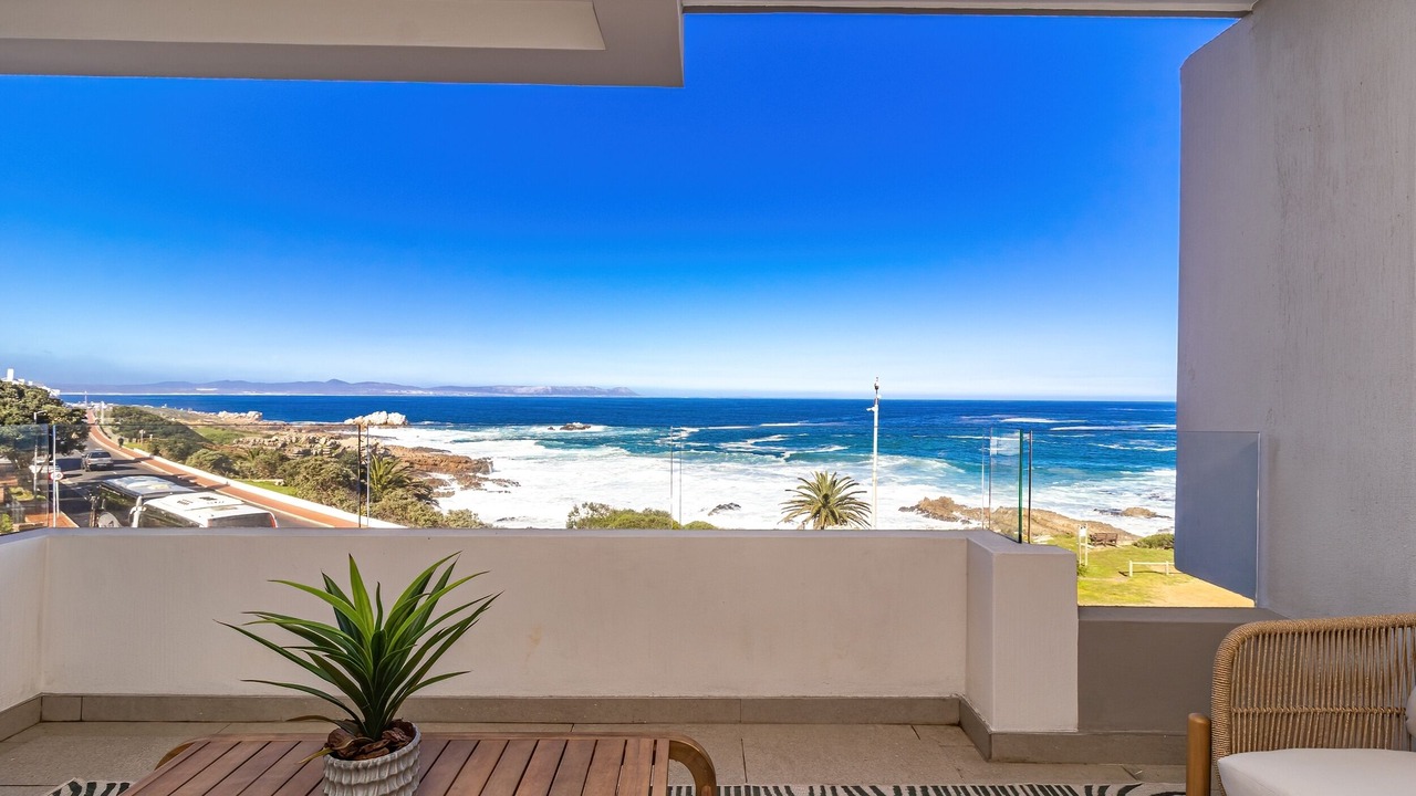 Photo of Patio Balcony in Westcliff