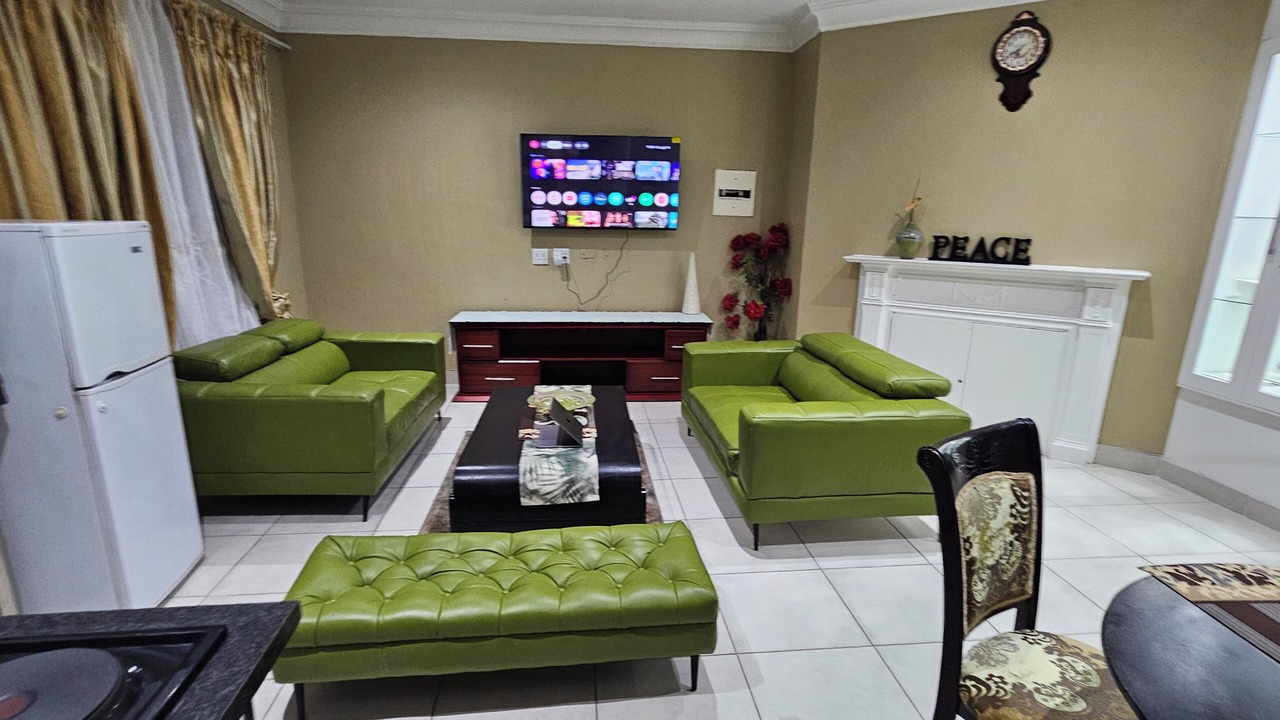 Photo of Livingroom in Greater Johannesburg Metropolitan Area