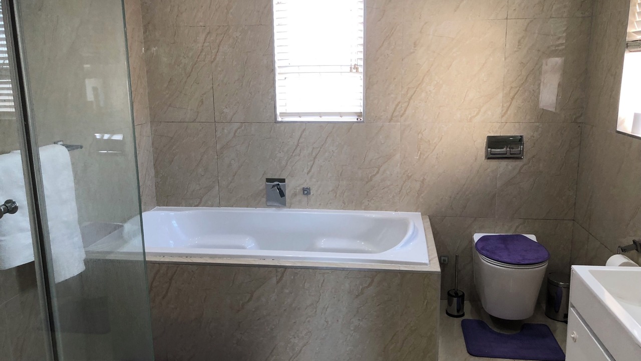 Photo of Bathroom in Bloubergstrand