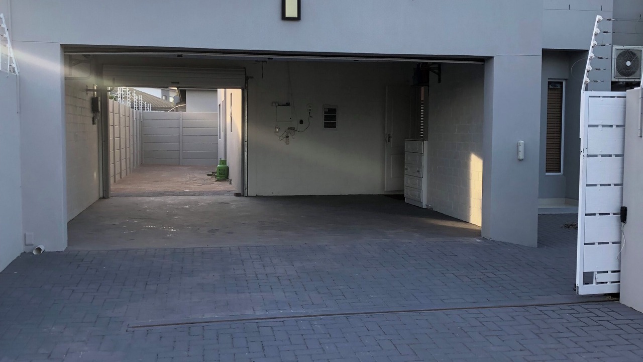 Photo of Outdoor in Bloubergstrand