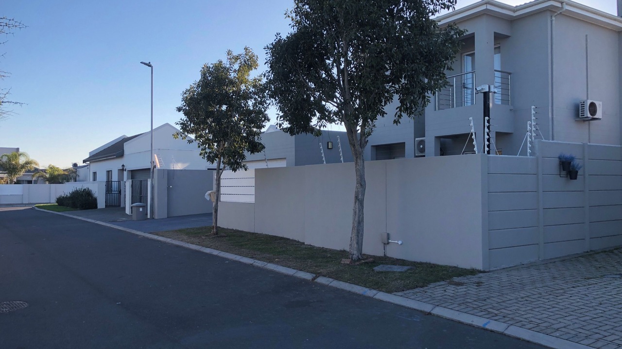 Photo of Outdoor in Bloubergstrand
