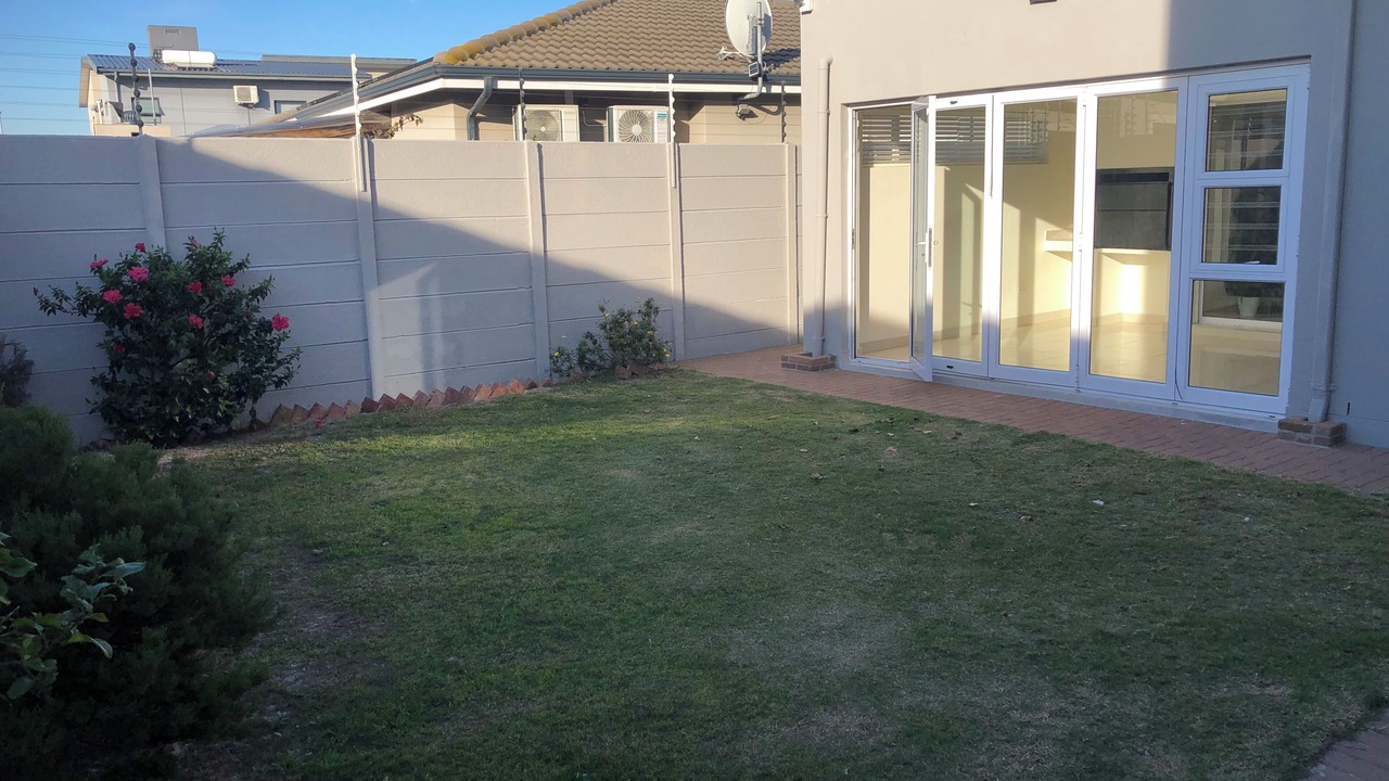 Photo of Outdoor in Bloubergstrand