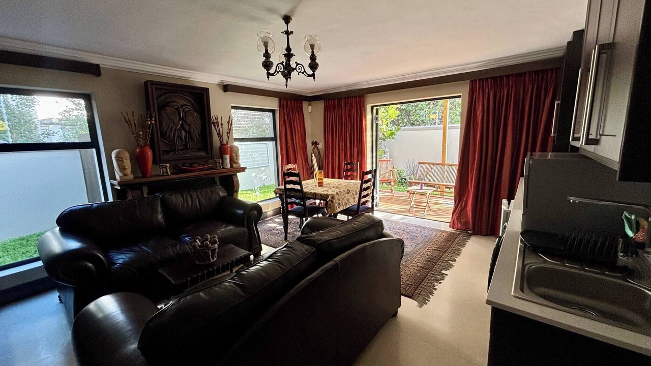 Photo of Livingroom in Sunset Beach