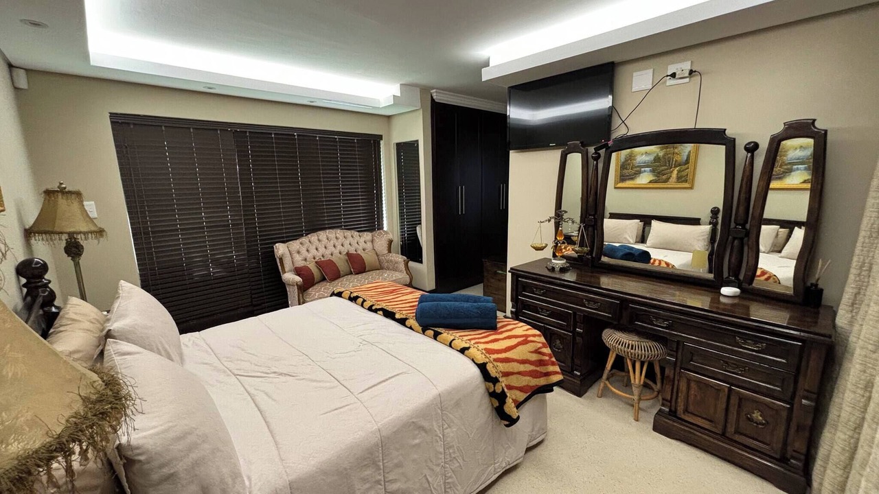 Photo of Bedroom in Sunset Beach