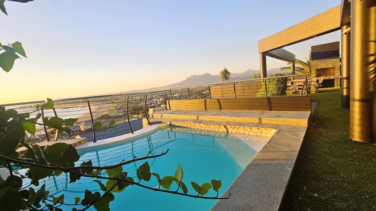 Photo of Outdoor in Mountainside