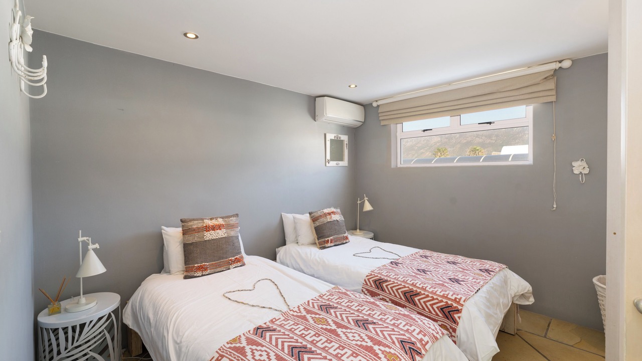 Photo of Bedroom in Gordons Bay Central