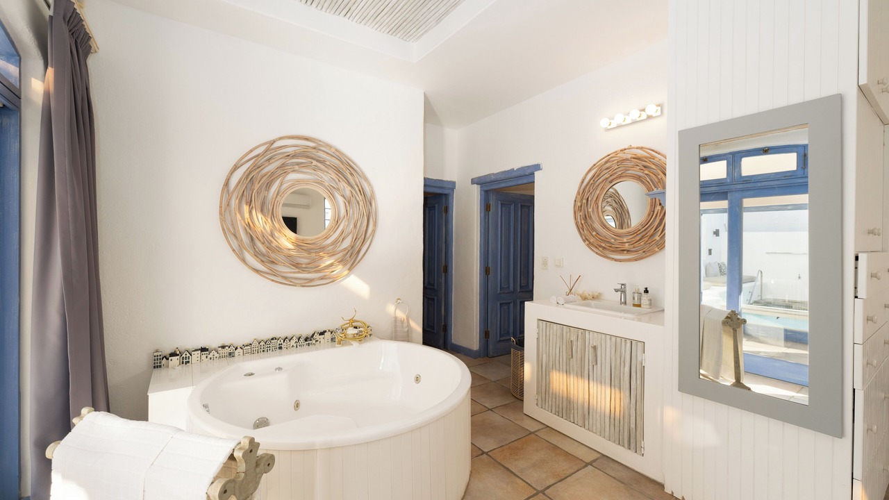 Photo of Bathroom in Gordons Bay Central