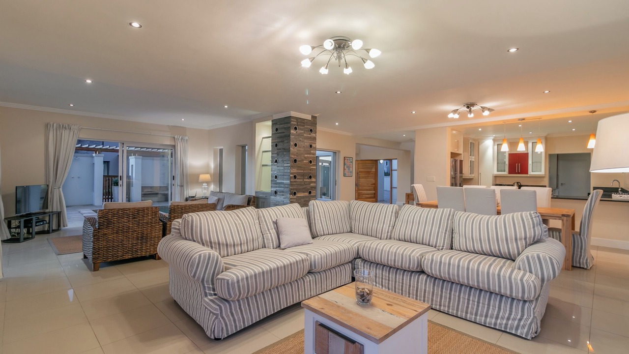 Photo of Livingroom in Knysna