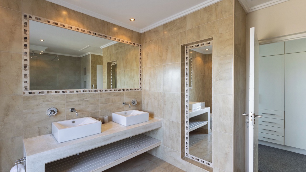 Photo of Bathroom in Knysna