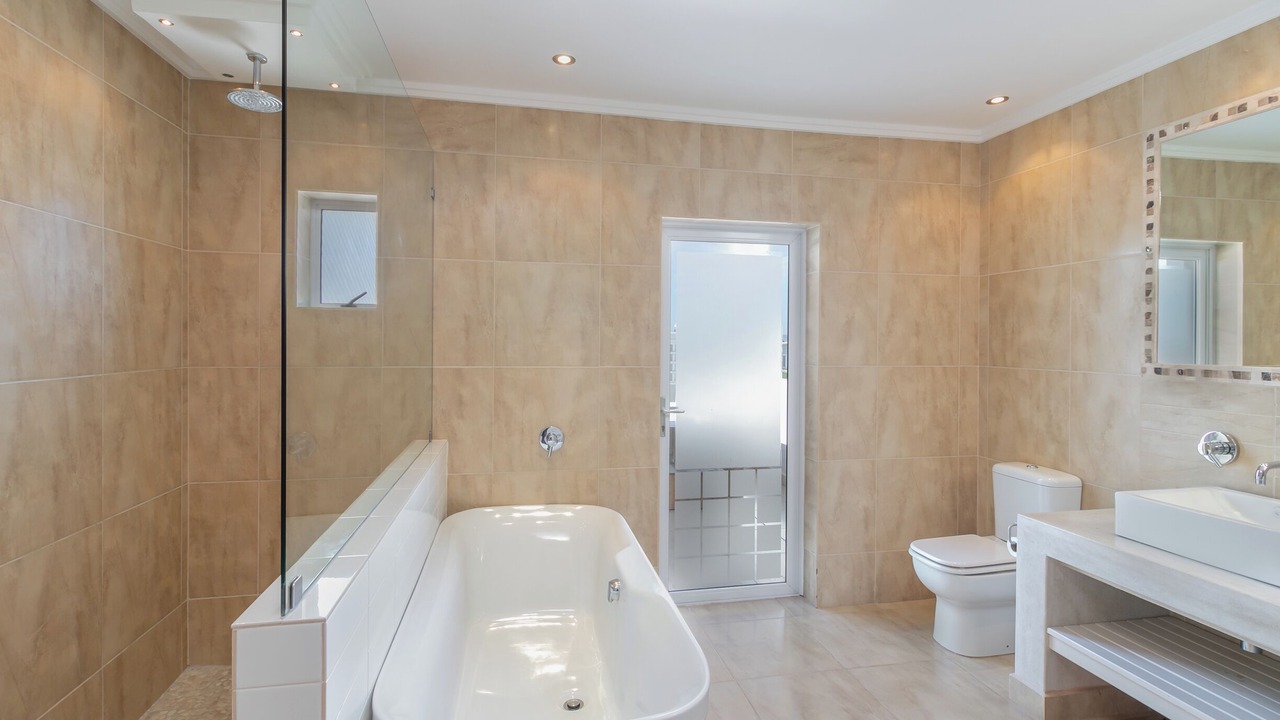 Photo of Bathroom in Knysna