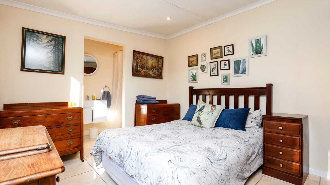 Photo of Bedroom in Glenwood