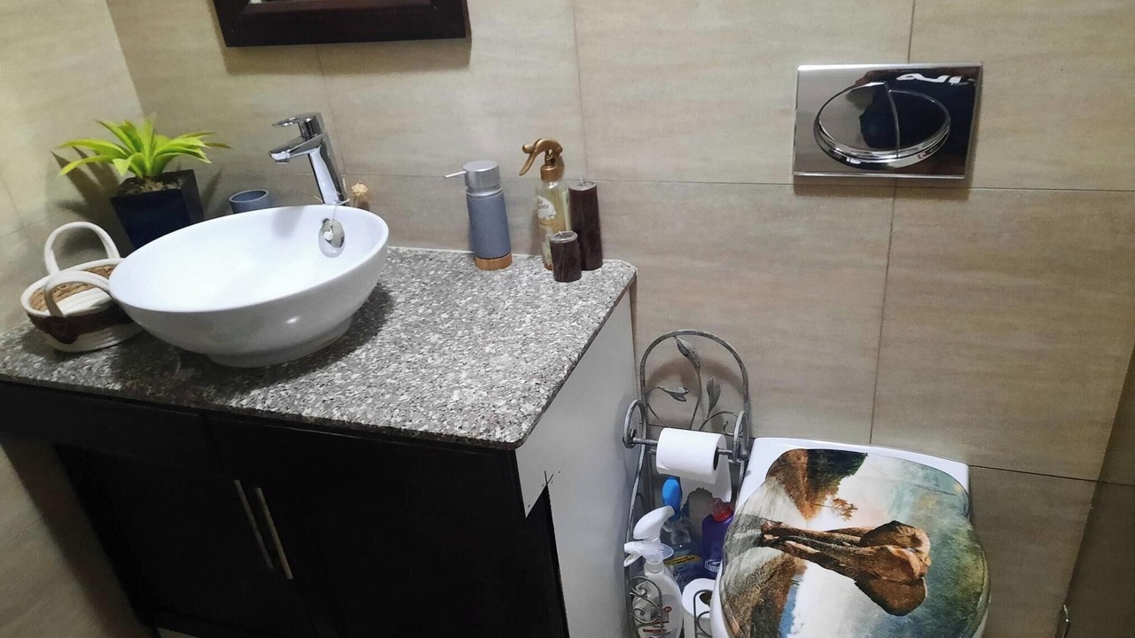 Photo of Bathroom in Waterfall