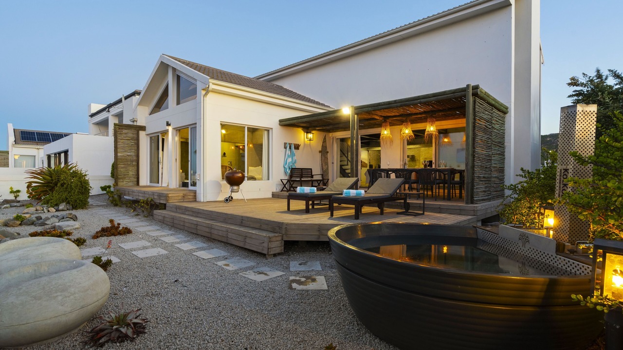 Photo of Patio Balcony in St. Helena Bay