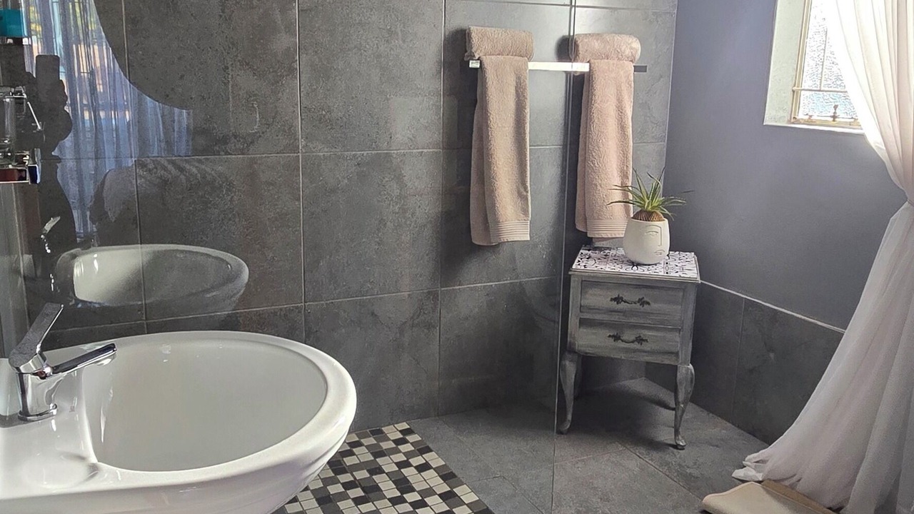 Photo of Bathroom in Nigel