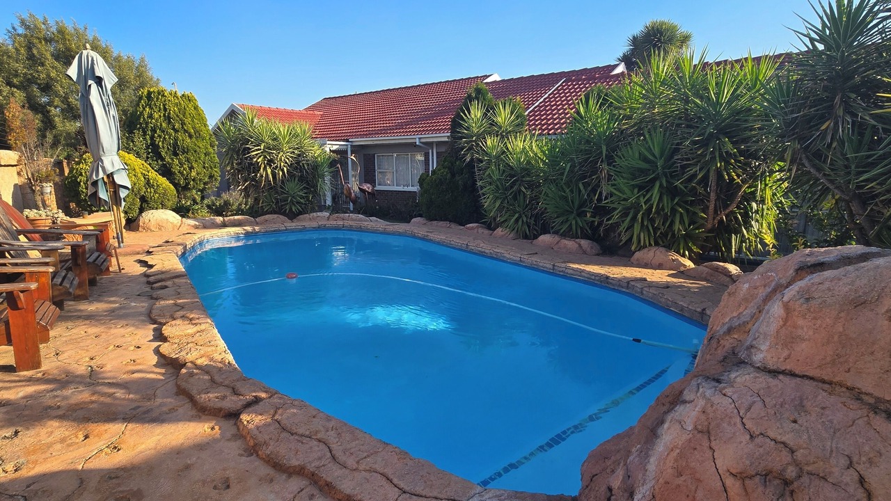 Photo of Outdoor in Nigel
