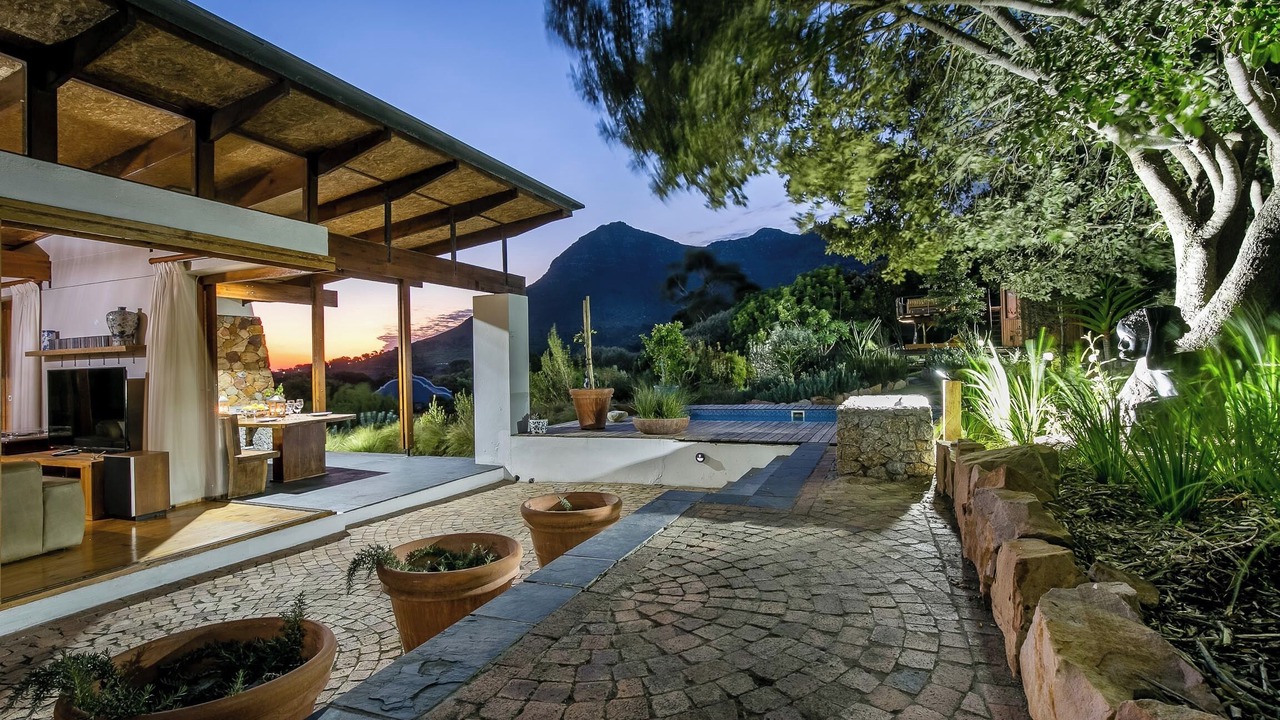 Photo of Patio Balcony in Noordhoek