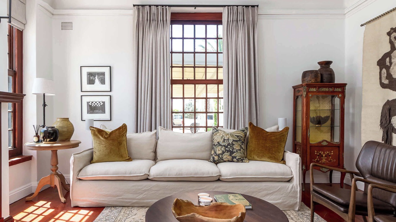 Photo of Livingroom in Milnerton