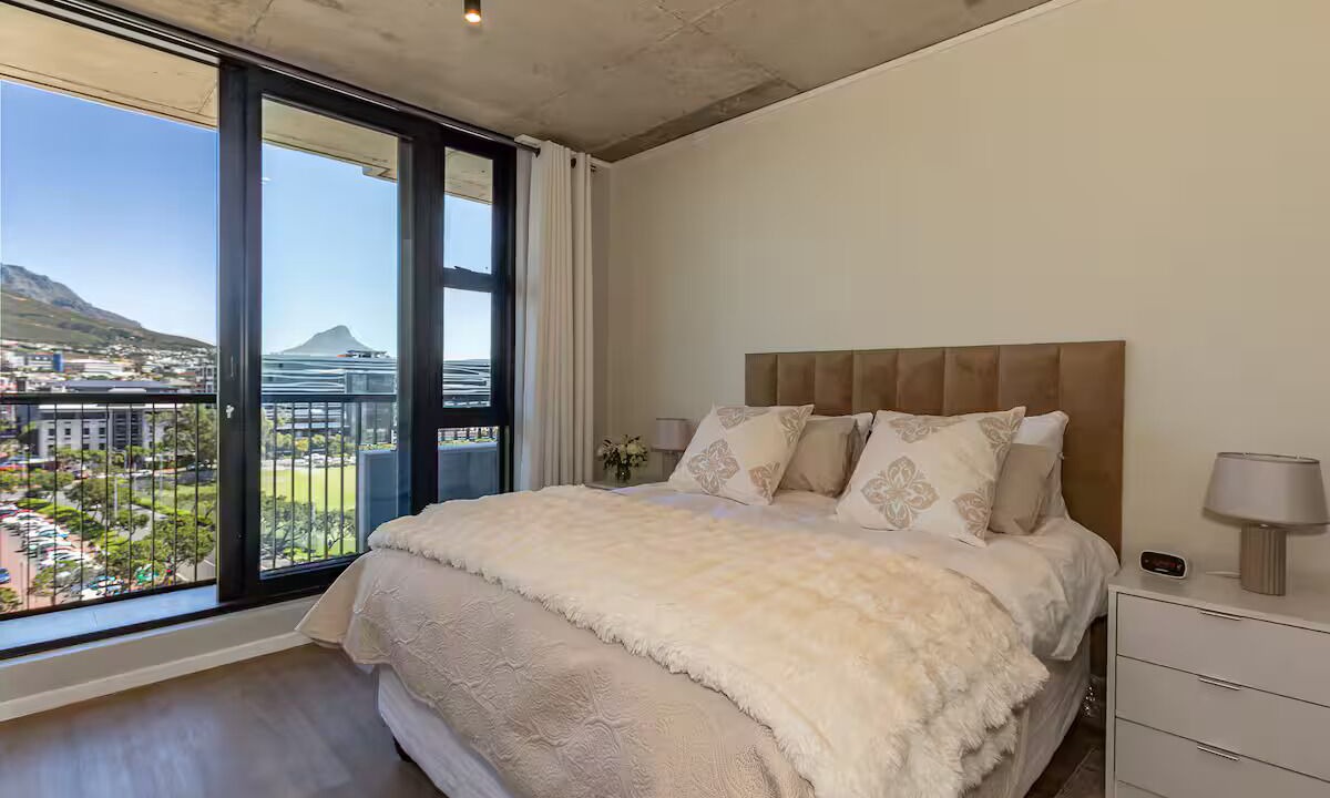 Photo of Bedroom in Observatory