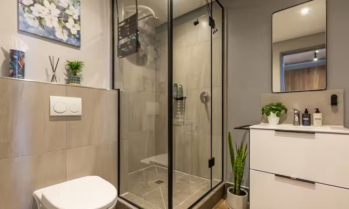 Photo of Bathroom in Observatory