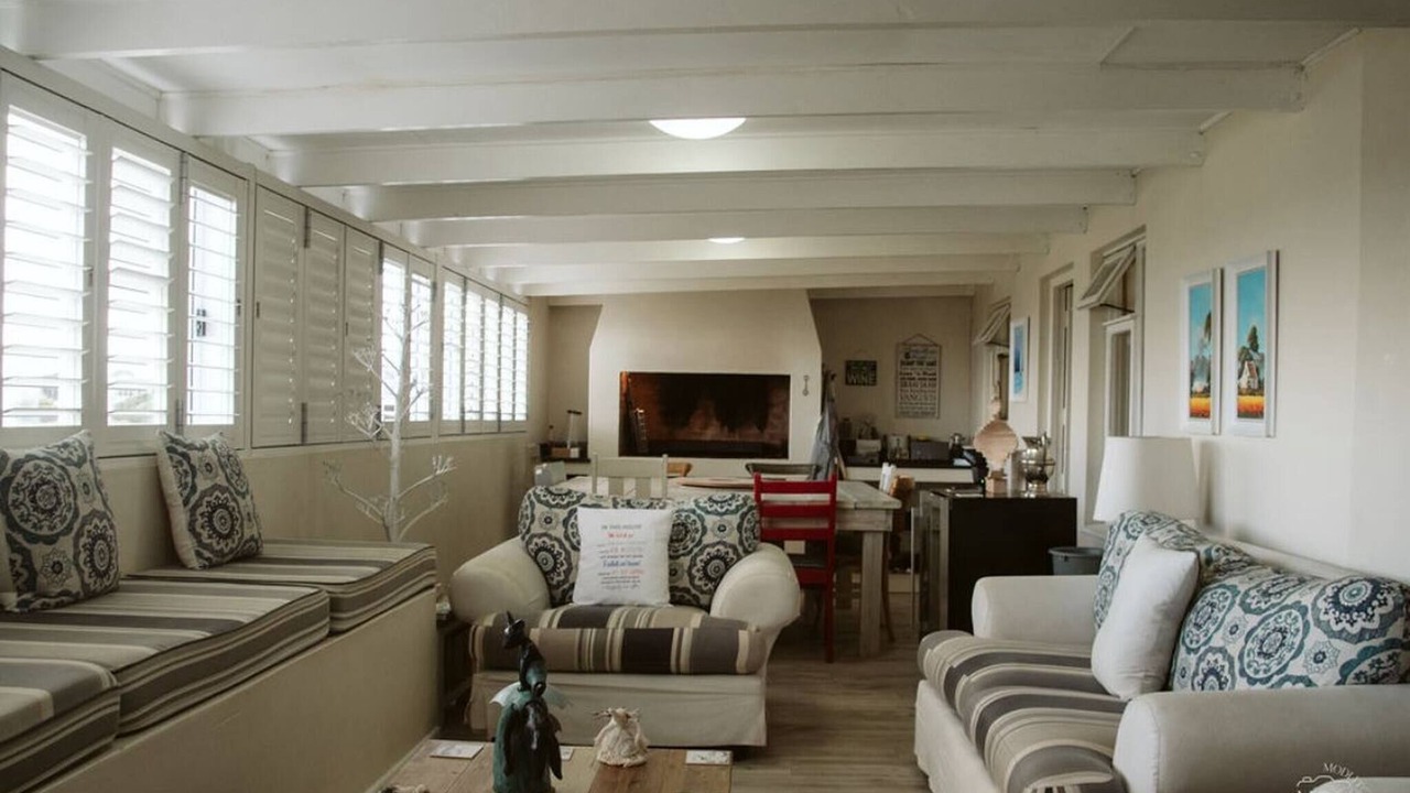 Photo of Livingroom in Still Bay