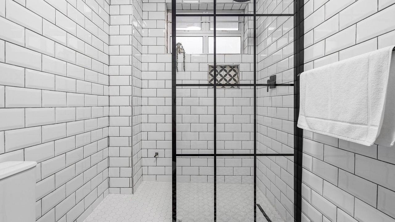 Photo of Bathroom in Three Anchor Bay