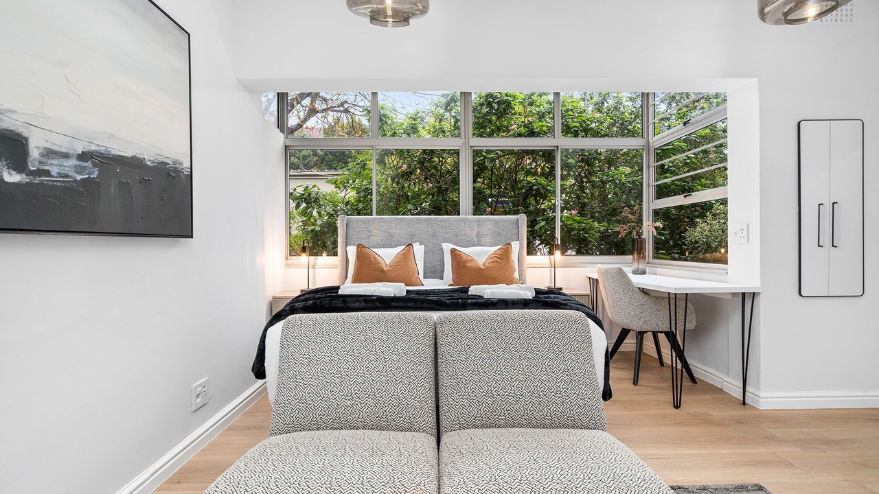 Photo of Bedroom in Three Anchor Bay