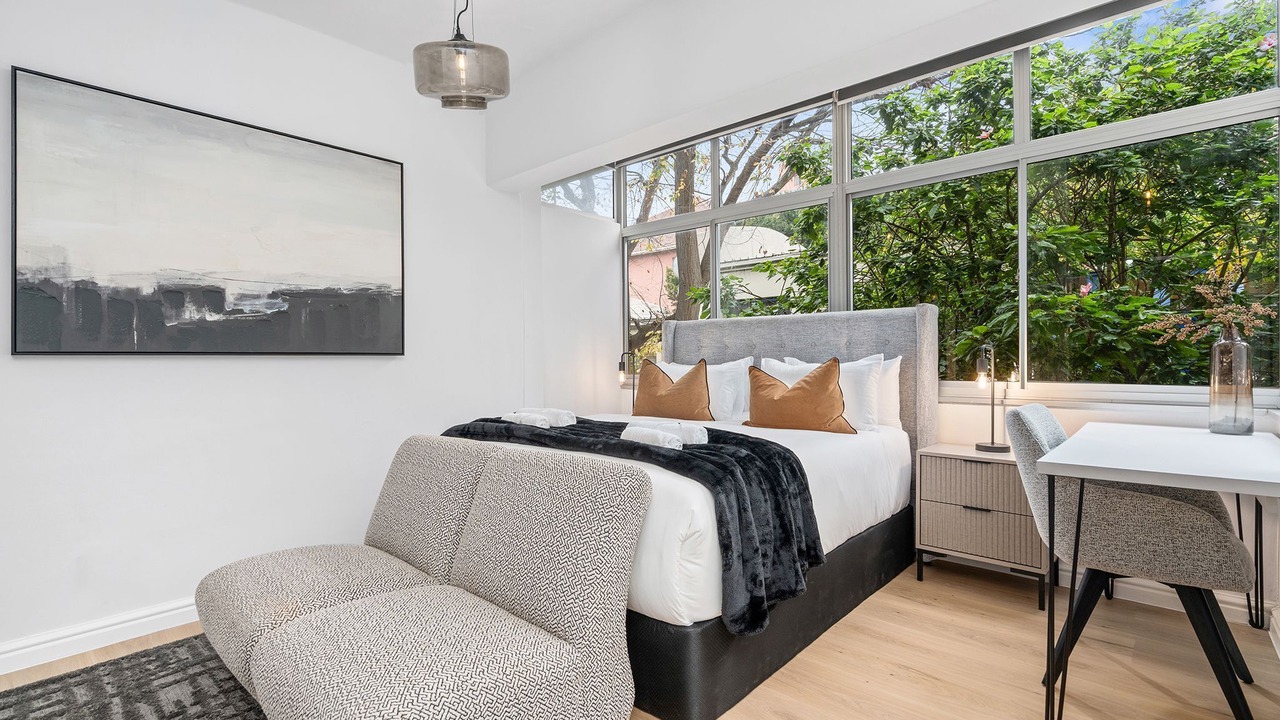 Photo of Bedroom in Three Anchor Bay