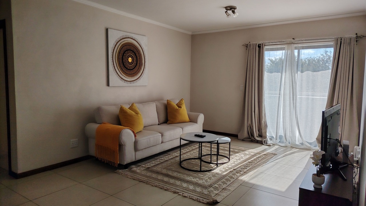 Photo of Livingroom in Greater Johannesburg Metropolitan Area