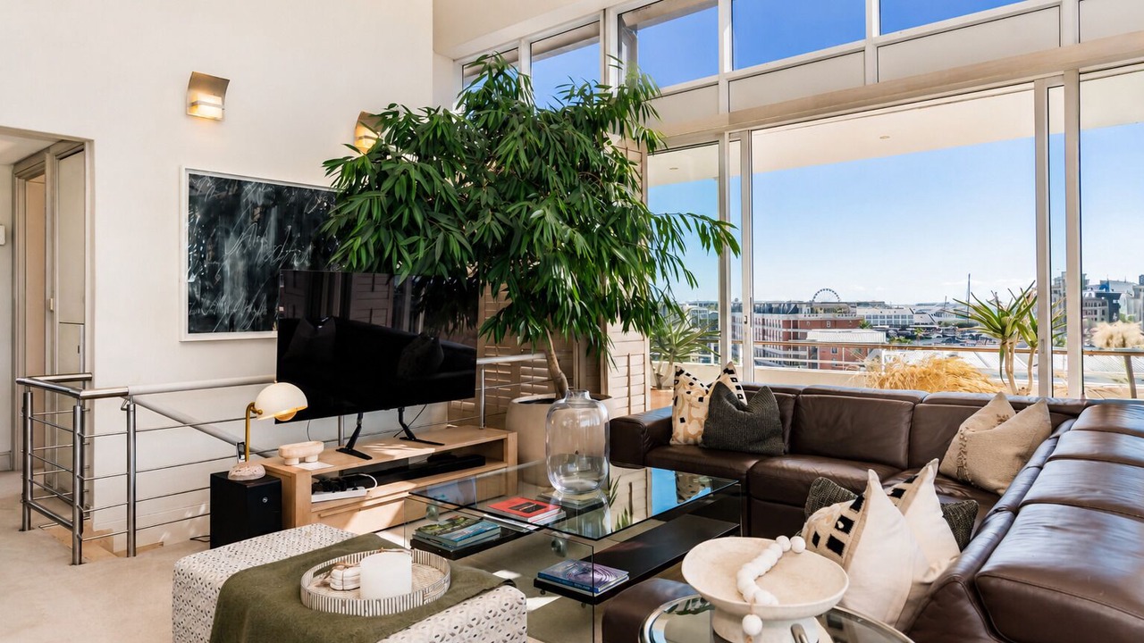 Photo of Livingroom in Victoria and Alfred Waterfront