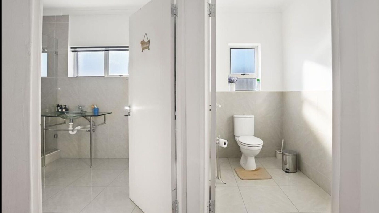 Photo of Bathroom in Bloubergstrand