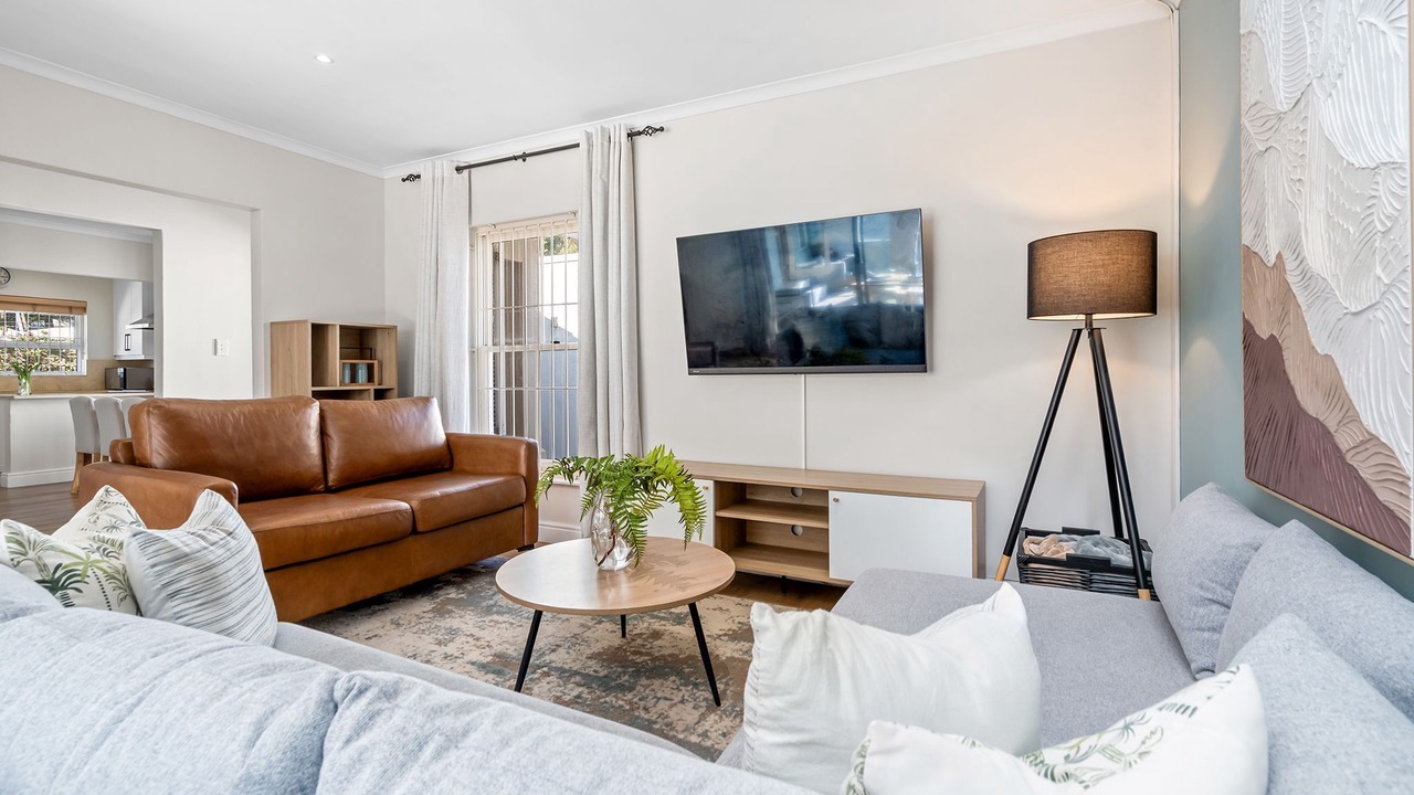 Photo of Livingroom in Rondebosch