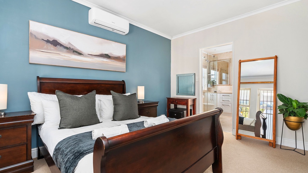 Photo of Bedroom in Rondebosch