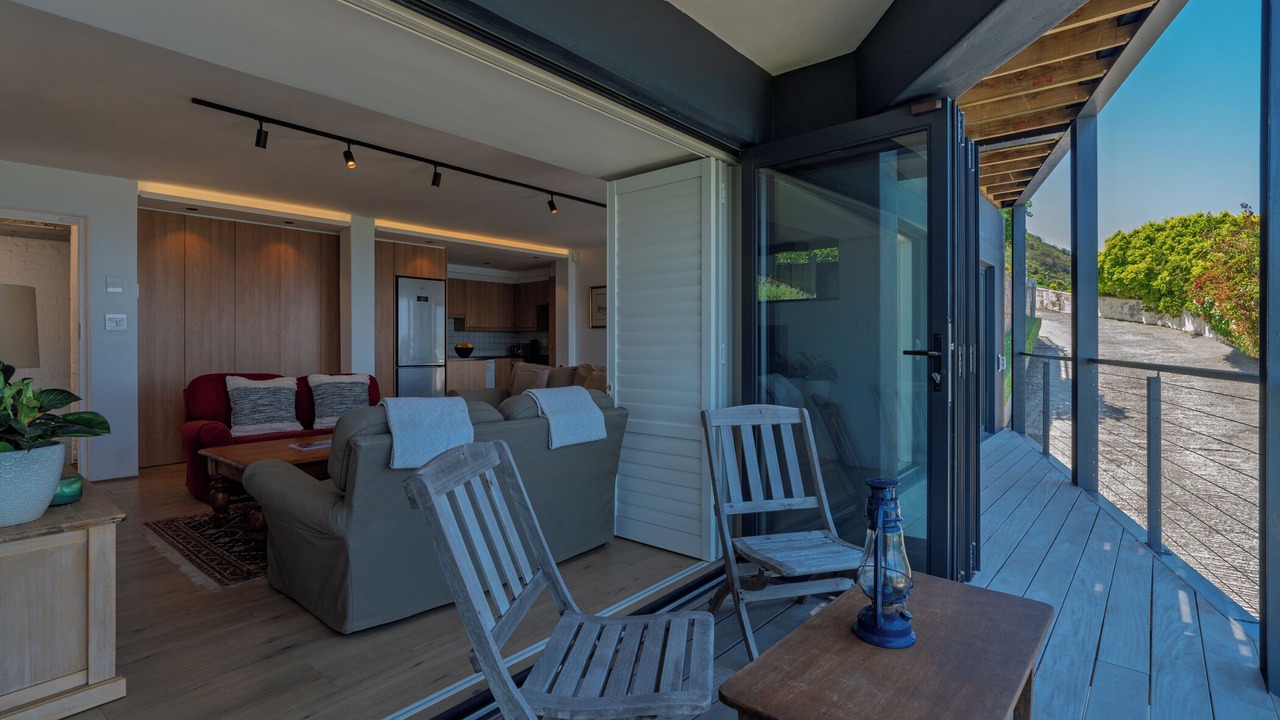 Photo of Patio Balcony in Muizenberg