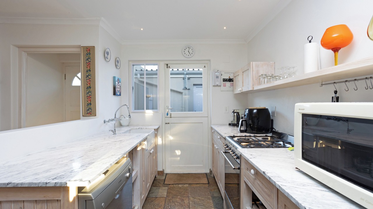 Photo of Kitchen in Noordhoek