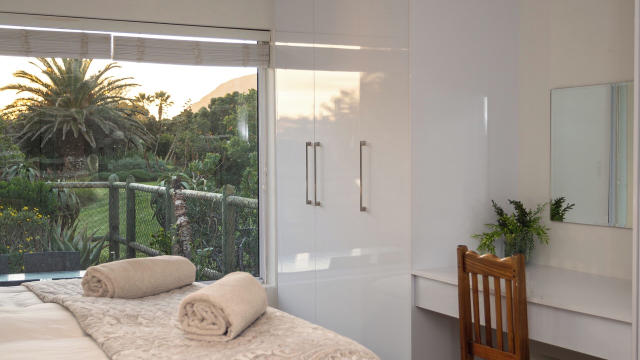 Photo of Bedroom in Noordhoek