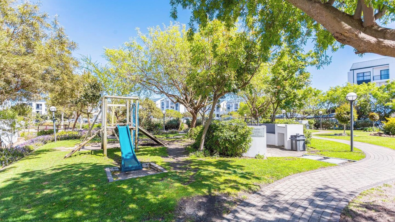 Photo of Others in Bloubergstrand