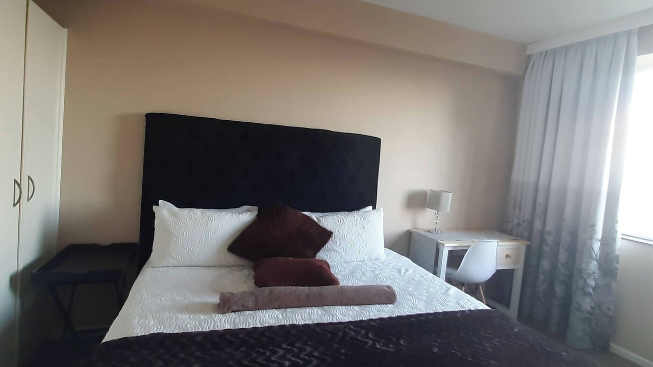 Photo of Bedroom in Quigney Beach
