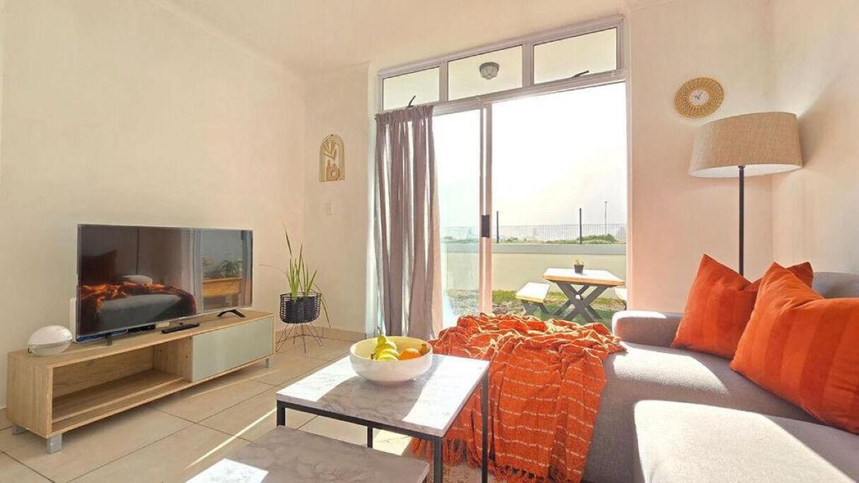 Photo of Livingroom in Muizenberg